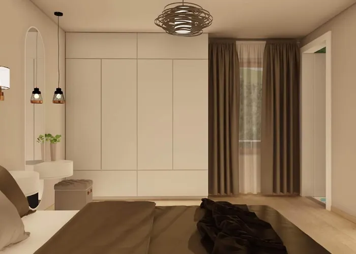 Marina - Five Bedroom With Pool