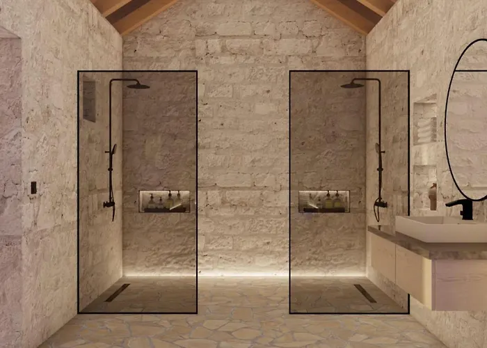 Villa Marina - Five Bedroom With Pool *